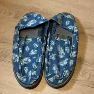 Sanuk Shoes